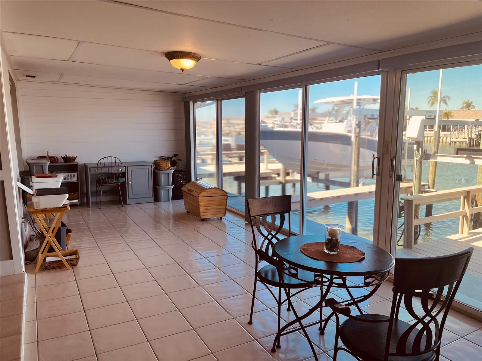 BOCA CIEGA POINT EAST - Residential