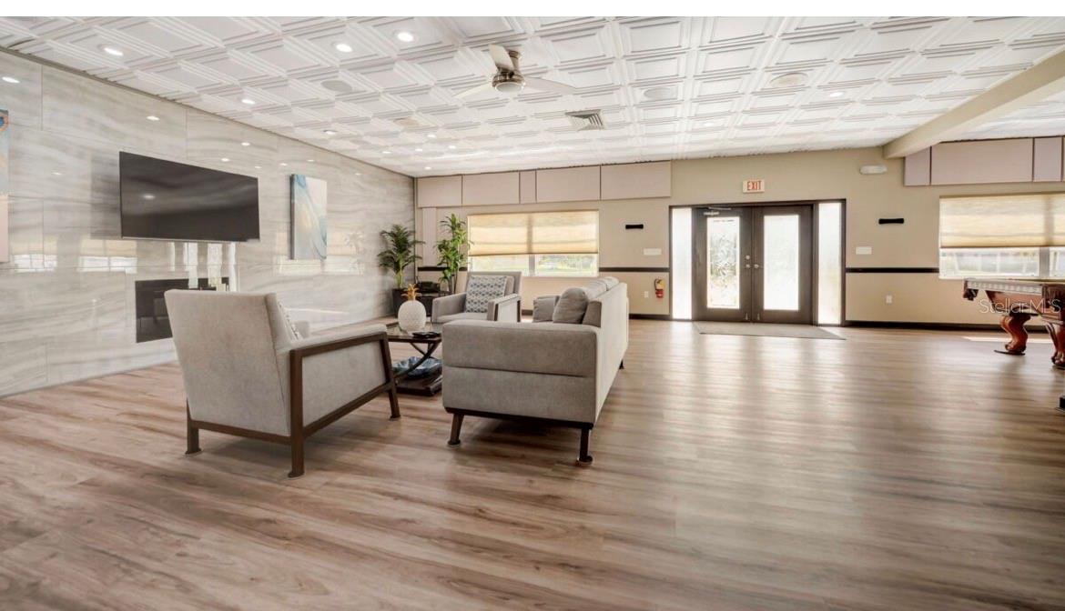 BOCA CIEGA POINT EAST - Residential