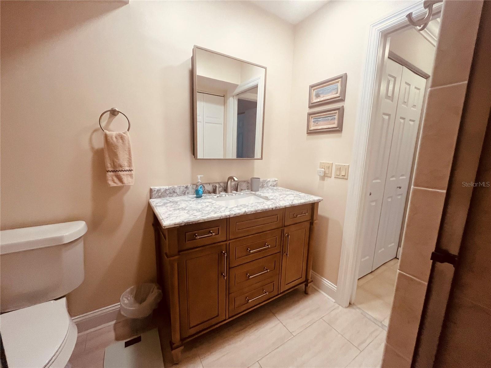 BOCA CIEGA POINT EAST - Residential