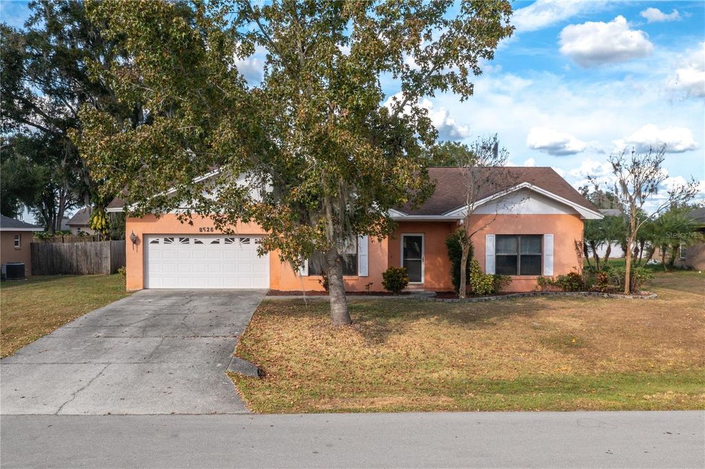 Photo of 8526 Cherry Hill Drive, Lakeland, FL 33810 (MLS # P4936174)