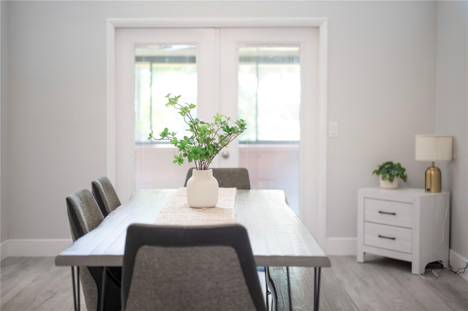 SYLVESTER SHORES - Residential