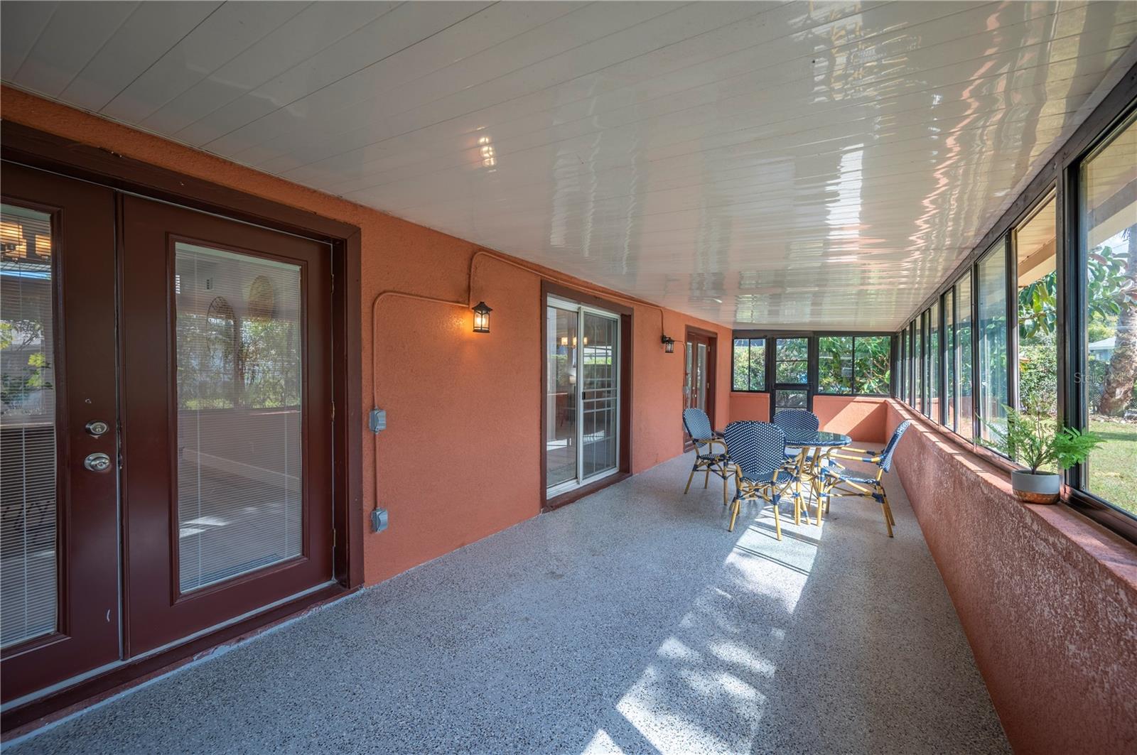 SYLVESTER SHORES - Residential