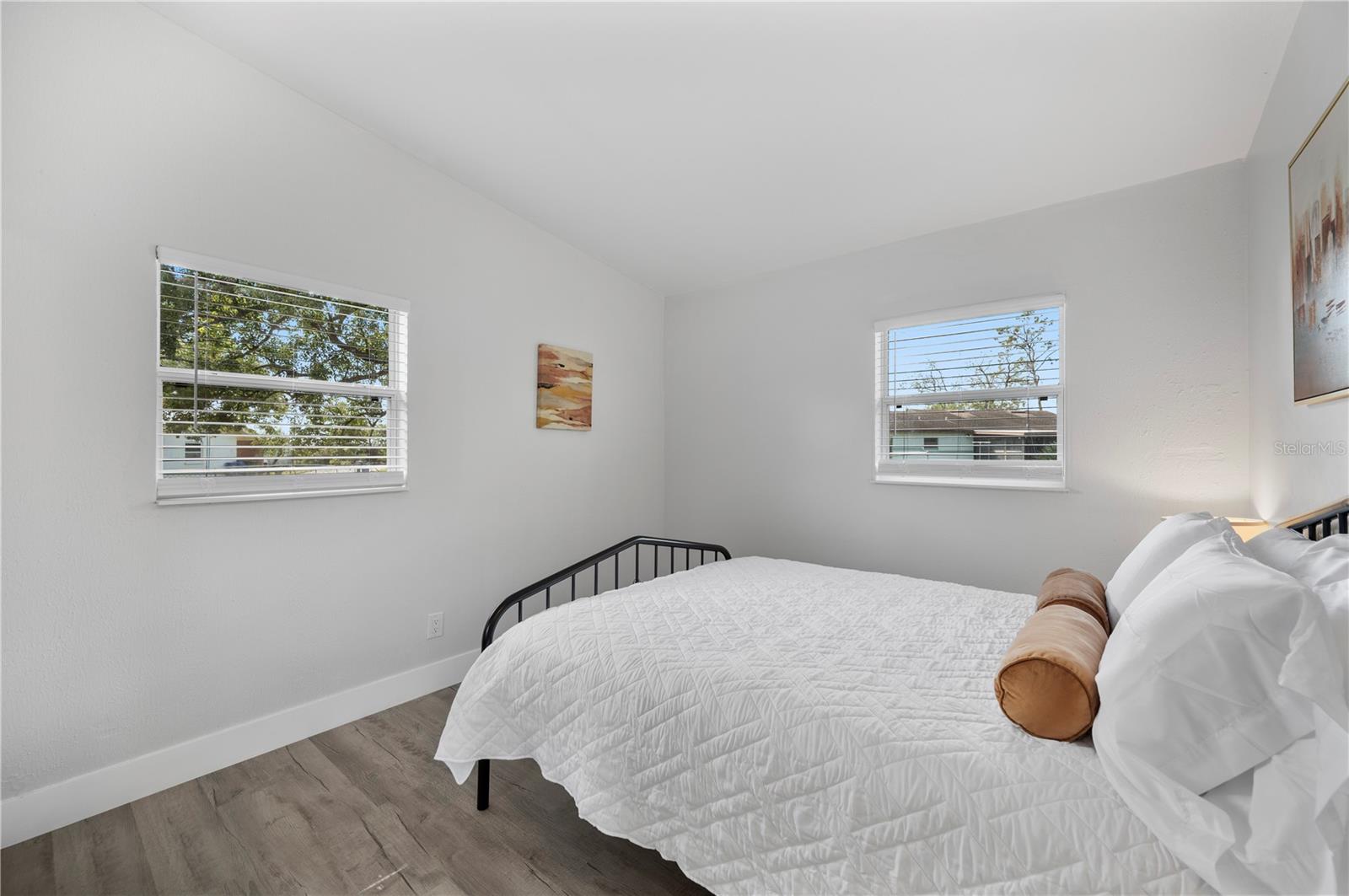 SYLVESTER SHORES - Residential