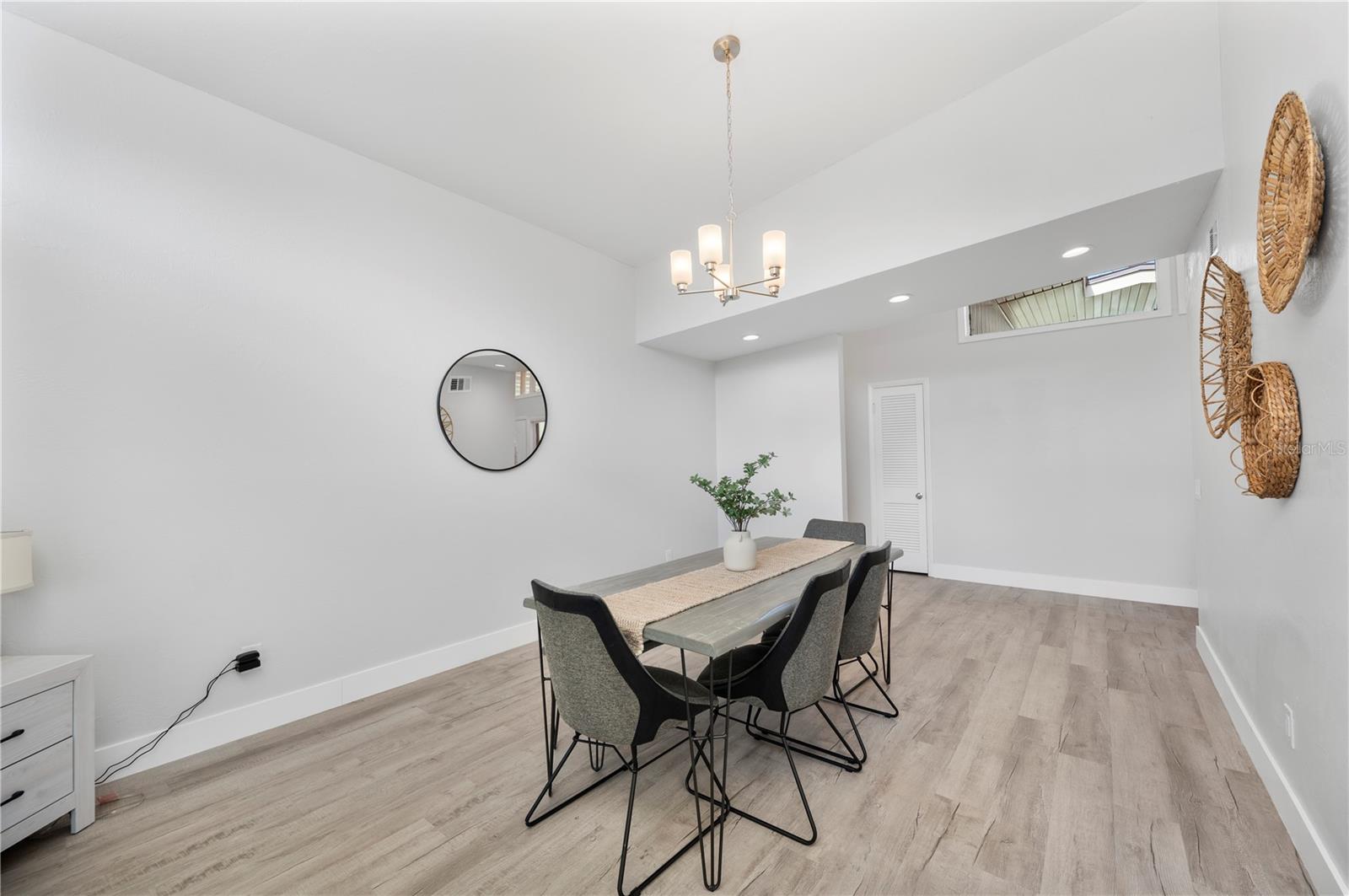 SYLVESTER SHORES - Residential