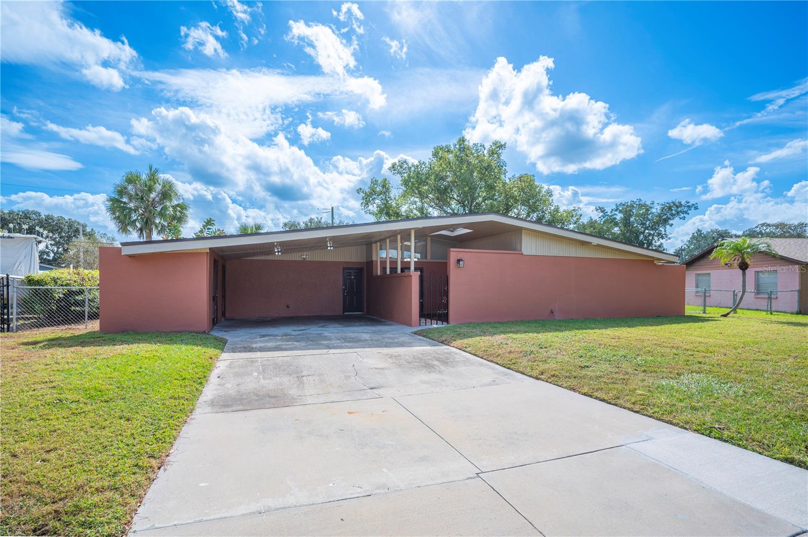 SYLVESTER SHORES - Residential