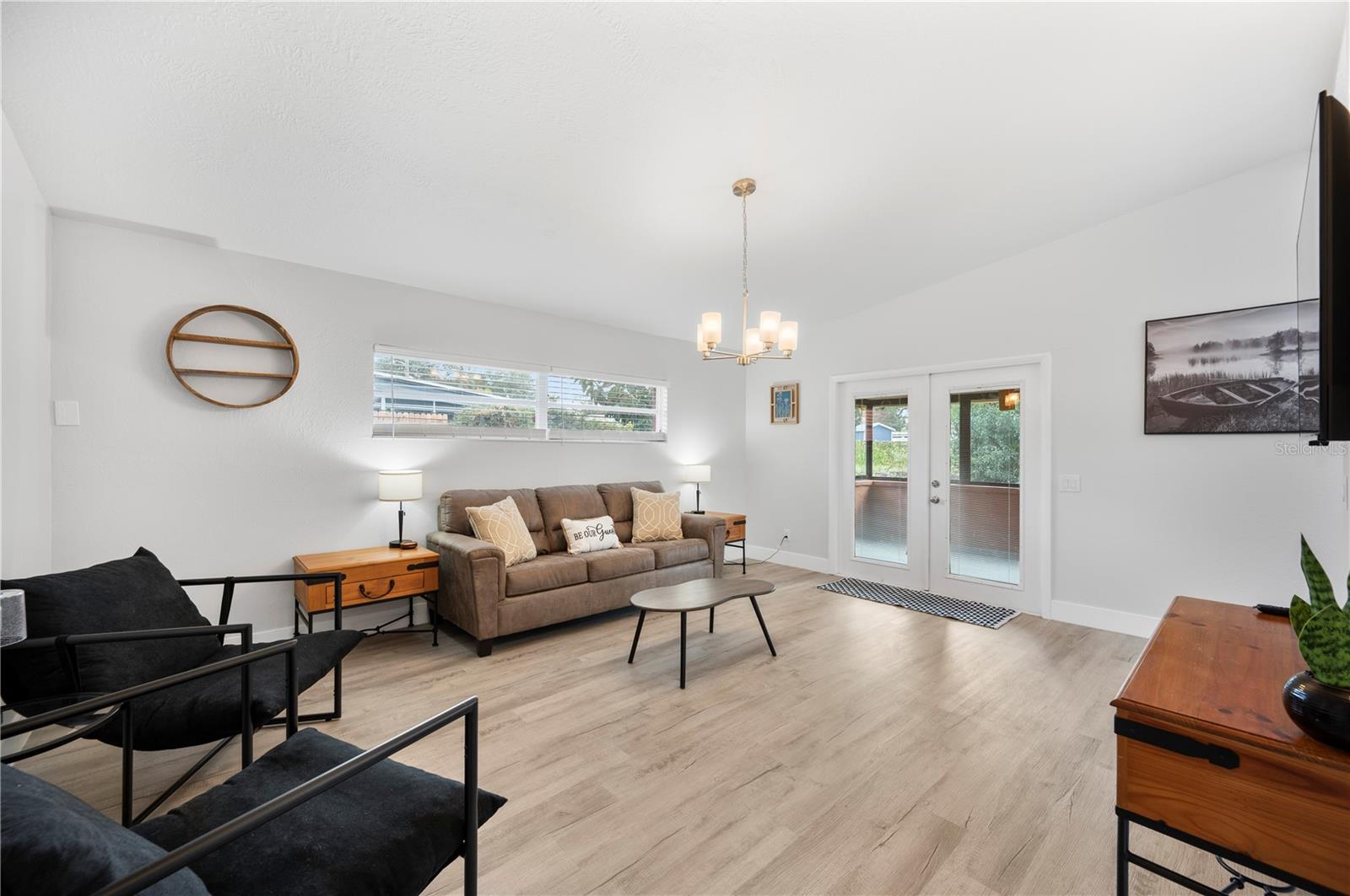 SYLVESTER SHORES - Residential