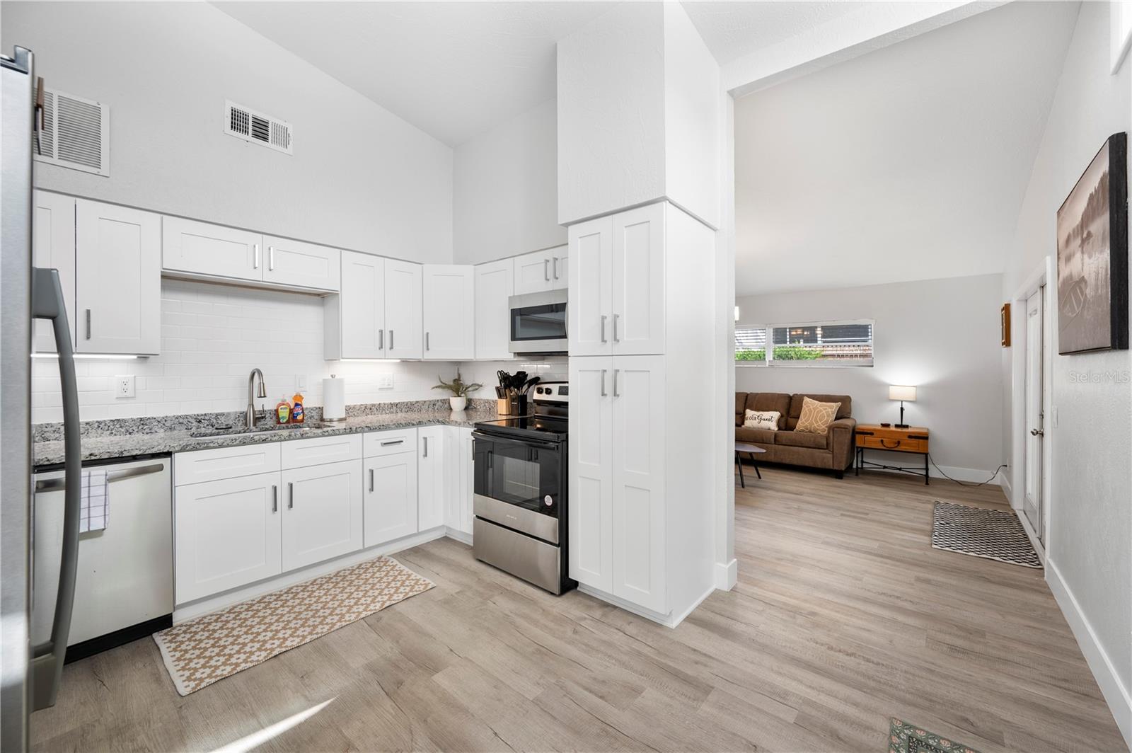 SYLVESTER SHORES - Residential