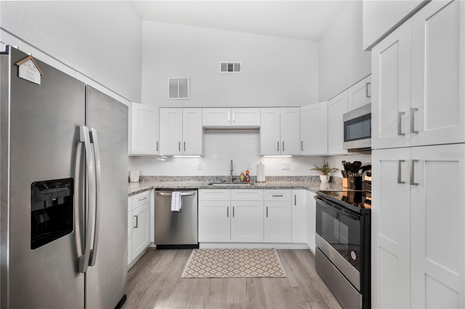 SYLVESTER SHORES - Residential