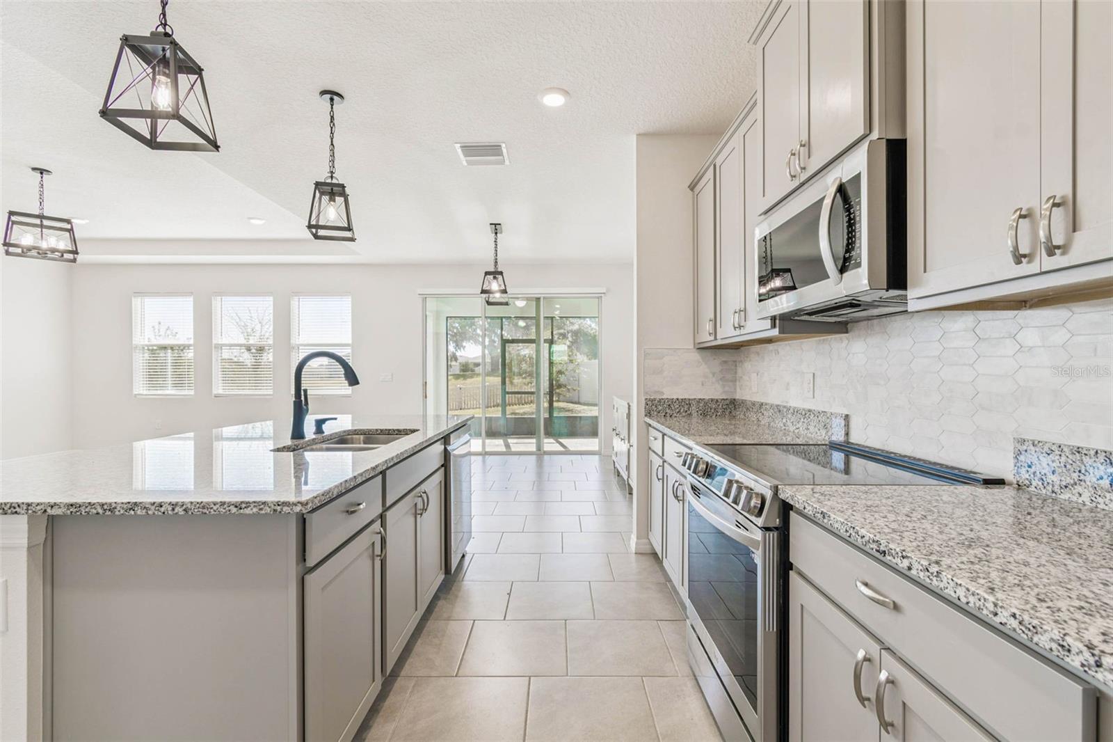 MIRADA PRCL 19-2 - Residential