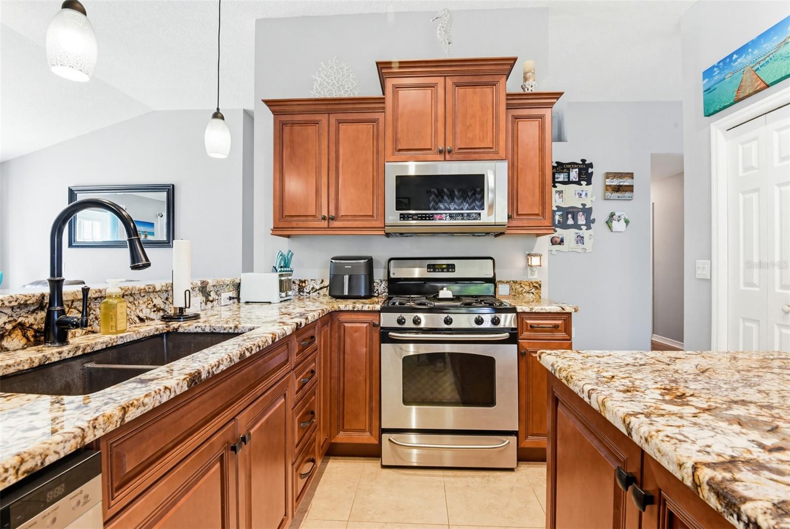 VINEYARDS LTS 01-41 - Residential