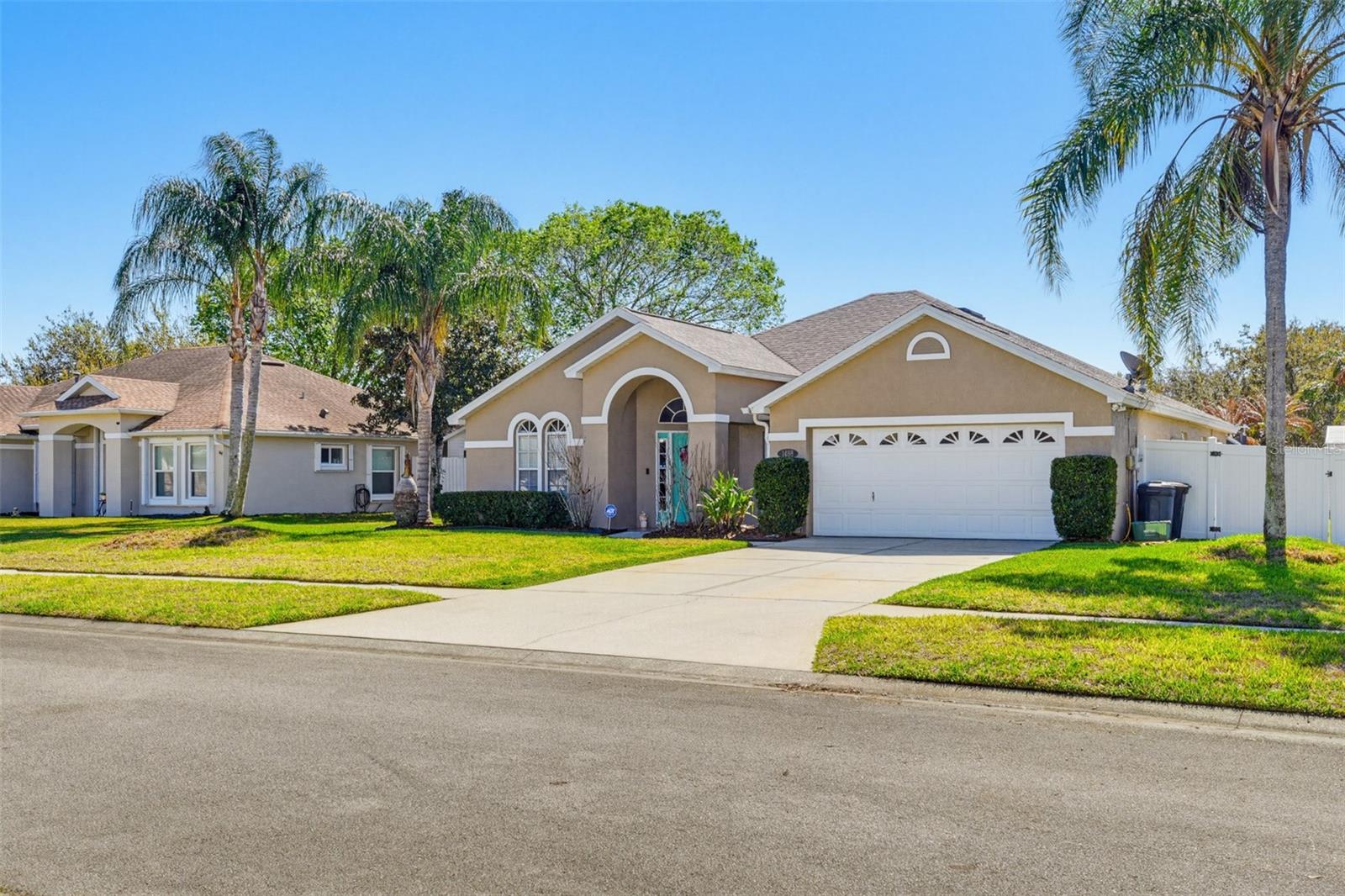 VINEYARDS LTS 01-41 - Residential