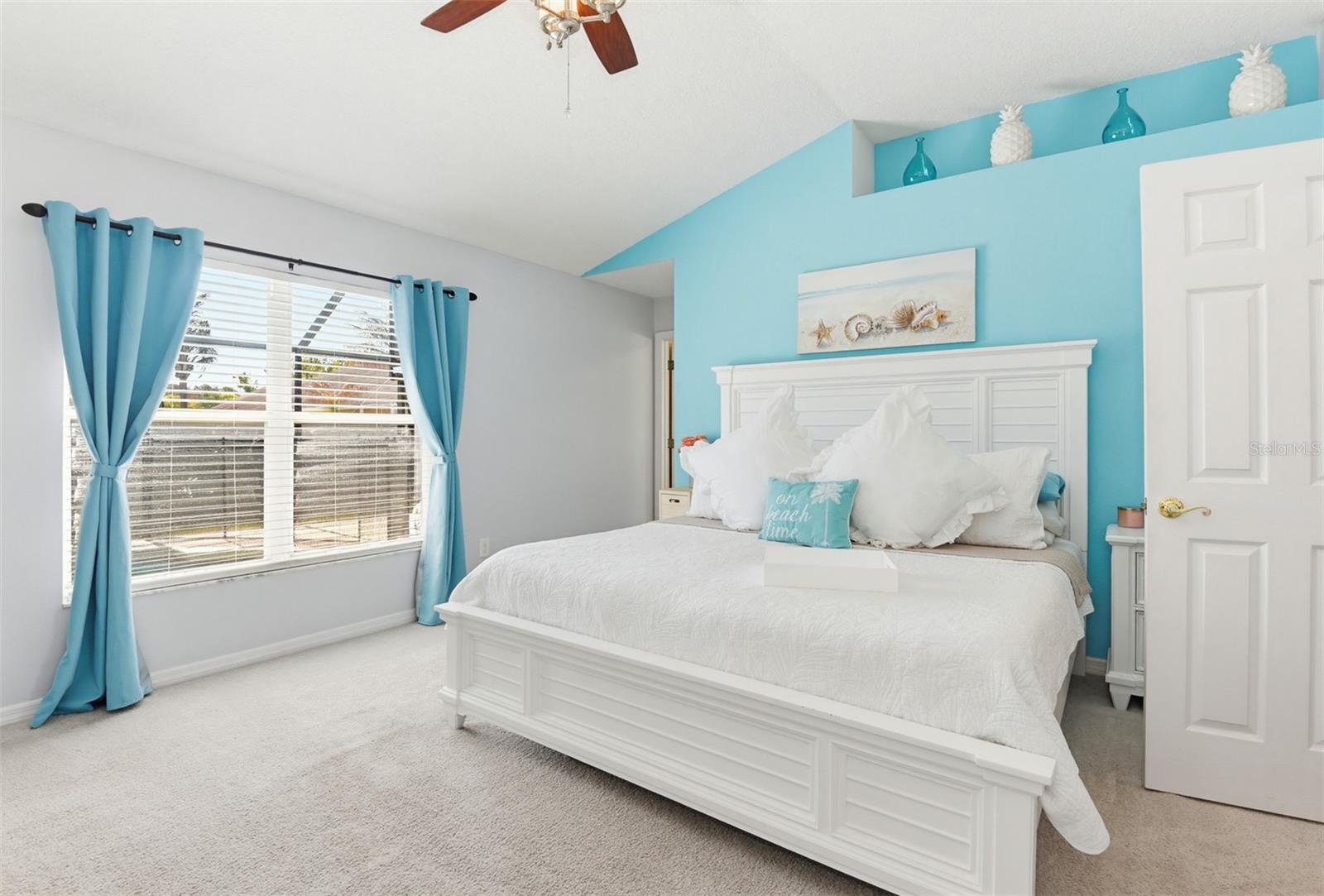 VINEYARDS LTS 01-41 - Residential