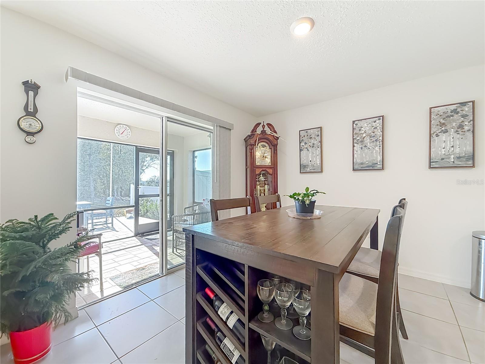 FAIRWAYS AT TWISTED OAKS SUB - Residential