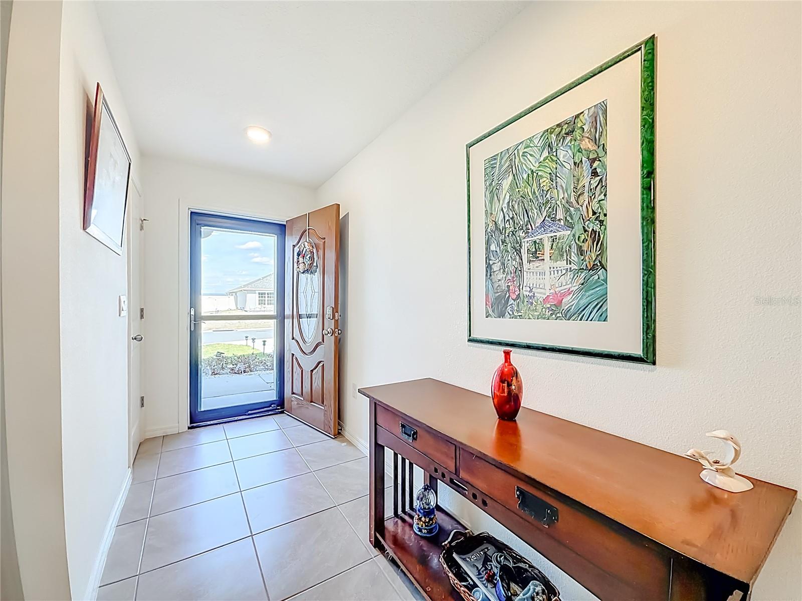 662 W FAIRWAYS VIEW DRIVE