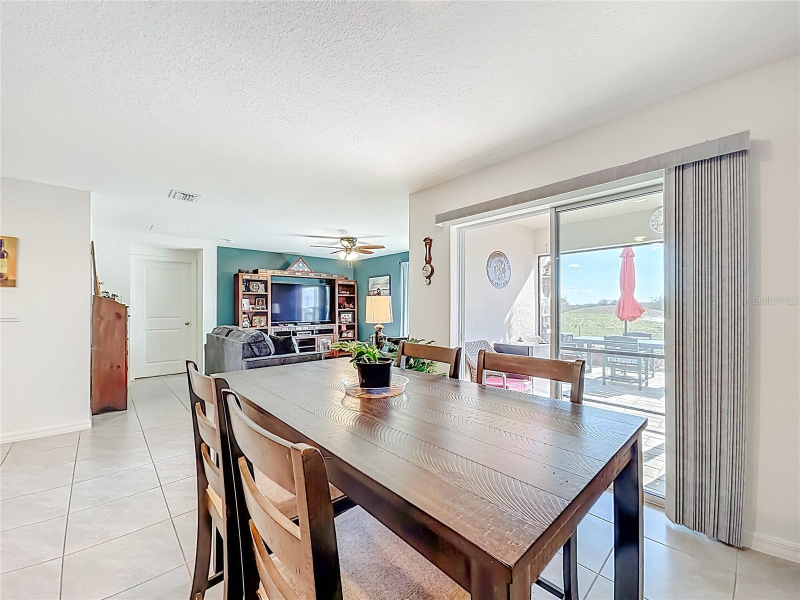 FAIRWAYS AT TWISTED OAKS SUB - Residential