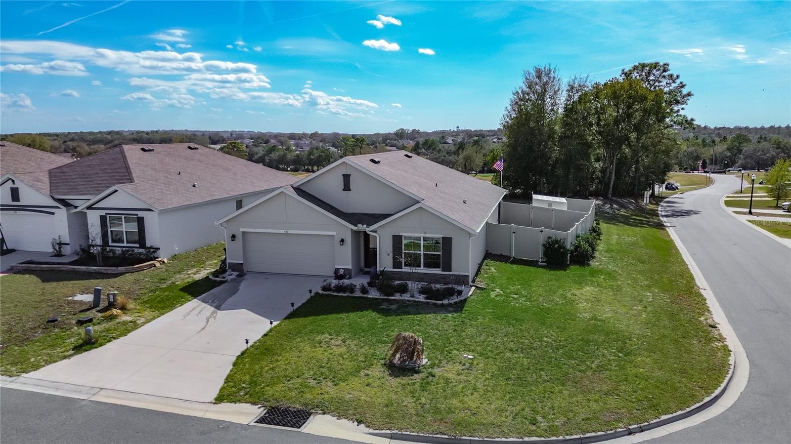 662 W FAIRWAYS VIEW DRIVE