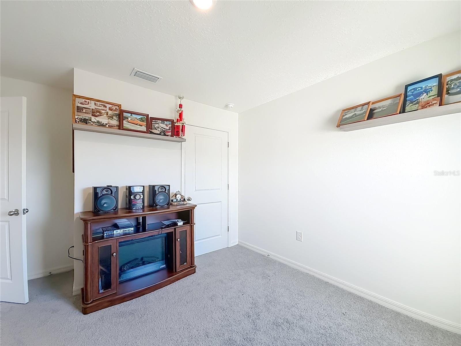 FAIRWAYS AT TWISTED OAKS SUB - Residential