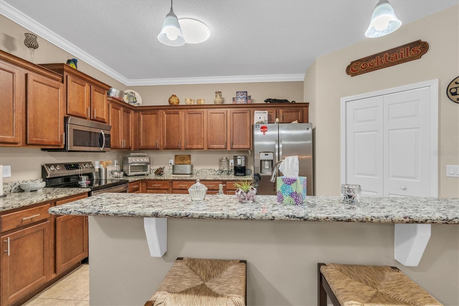 EDGEWATER/RIVER RDG COUNTRY CL - Residential