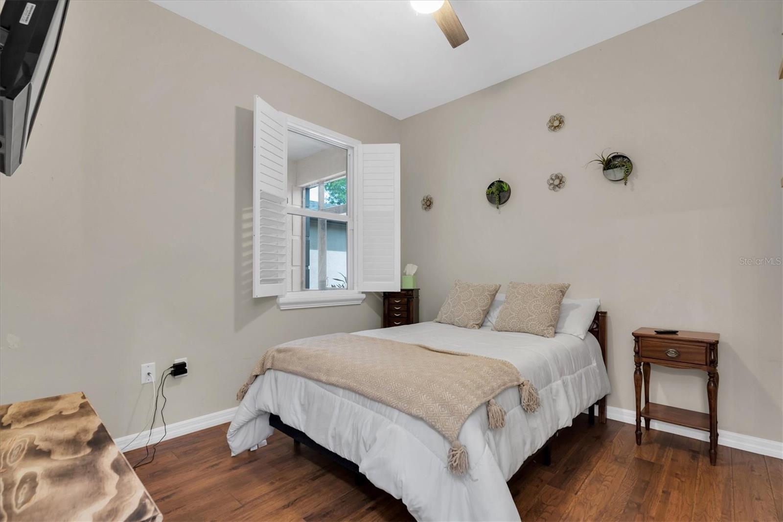 EDGEWATER/RIVER RDG COUNTRY CL - Residential