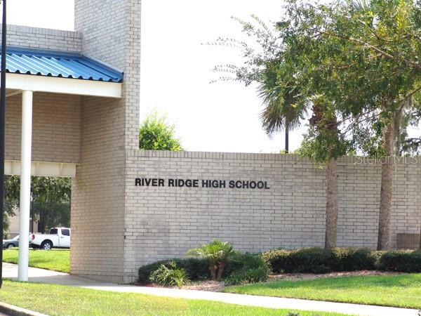 EDGEWATER/RIVER RDG COUNTRY CL - Residential