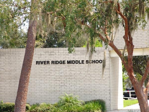 EDGEWATER/RIVER RDG COUNTRY CL - Residential