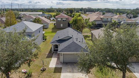 A home in PARRISH