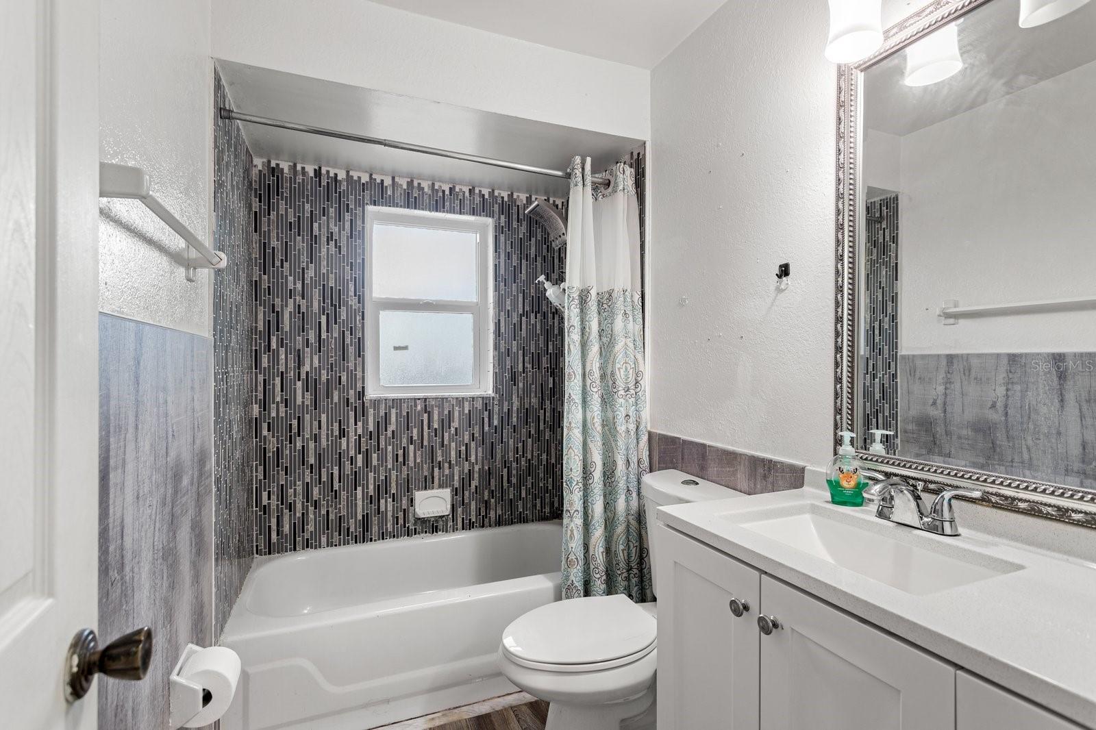 TOWN & COUNTRY ESTATES UNIT 1 - Residential