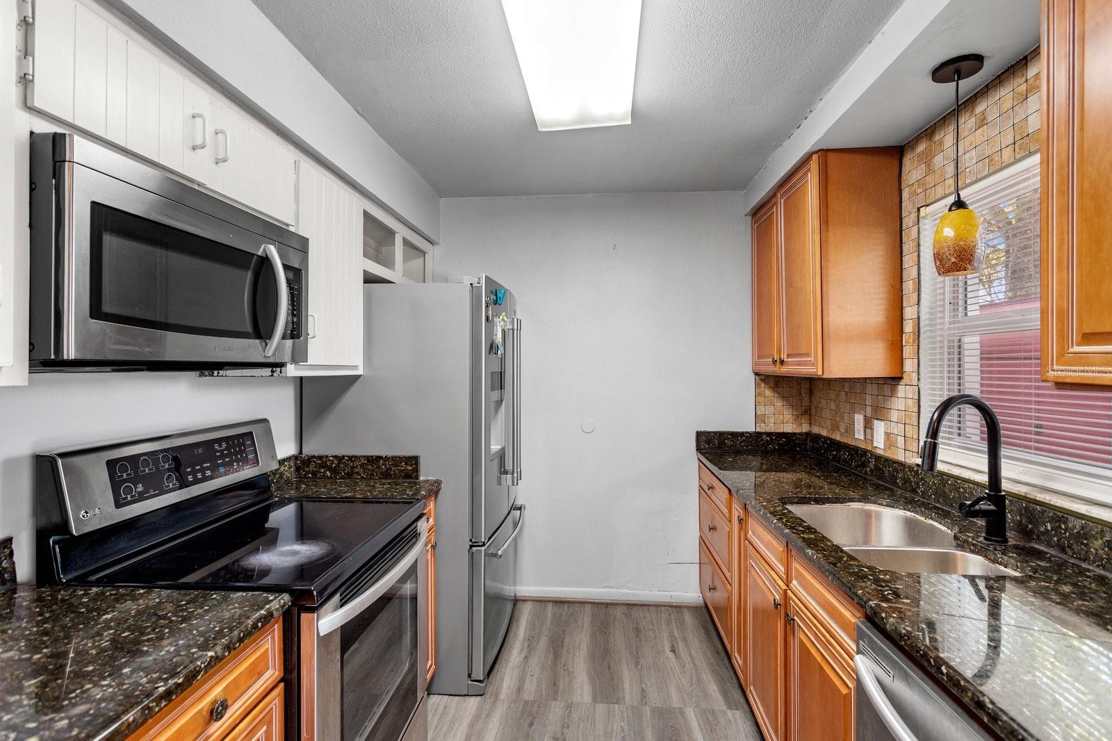 TOWN & COUNTRY ESTATES UNIT 1 - Residential