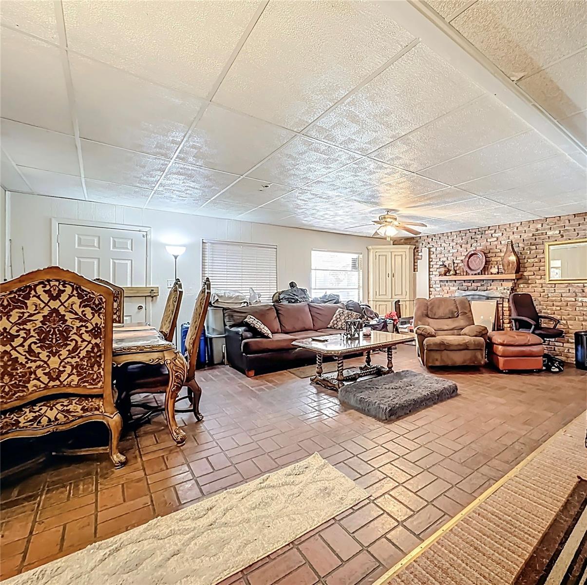 EVANS VILLAGE - Residential