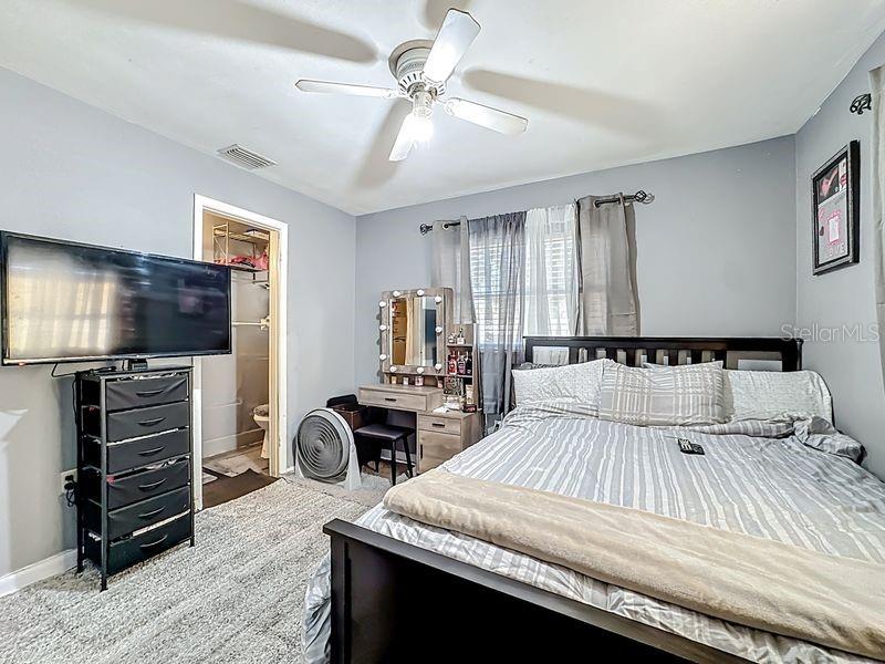 EVANS VILLAGE - Residential