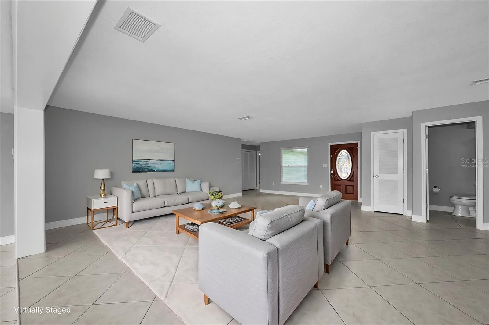 FLOR A MAR - Residential