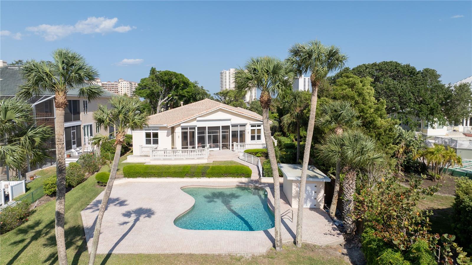 2542 S PENINSULA DRIVE
