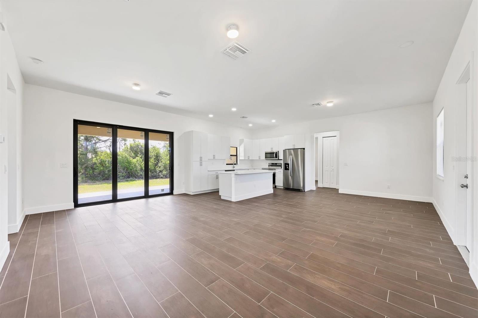 10242 HALLENDALE DRIVE