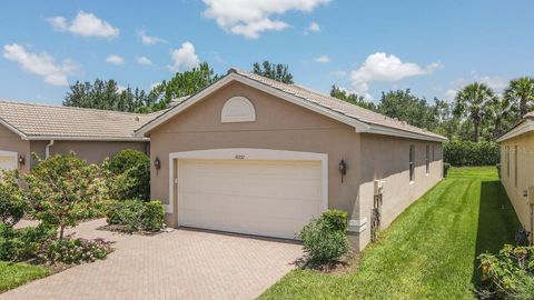 A home in WIMAUMA