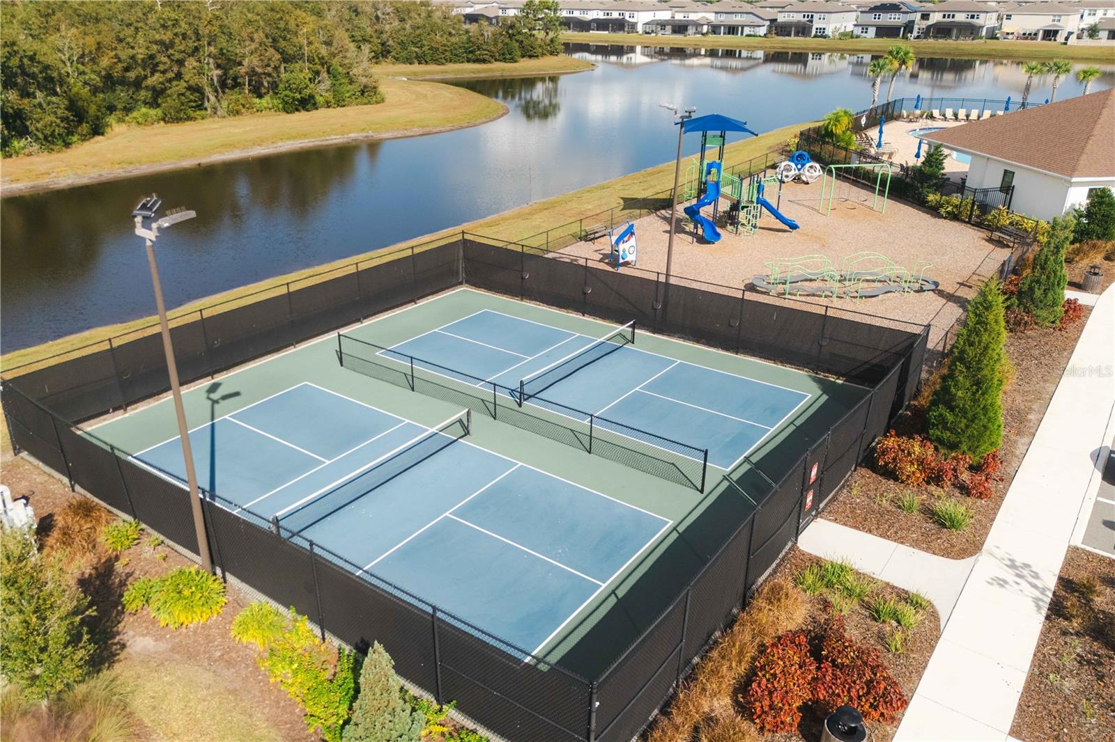 TRIPLE CREEK - Residential