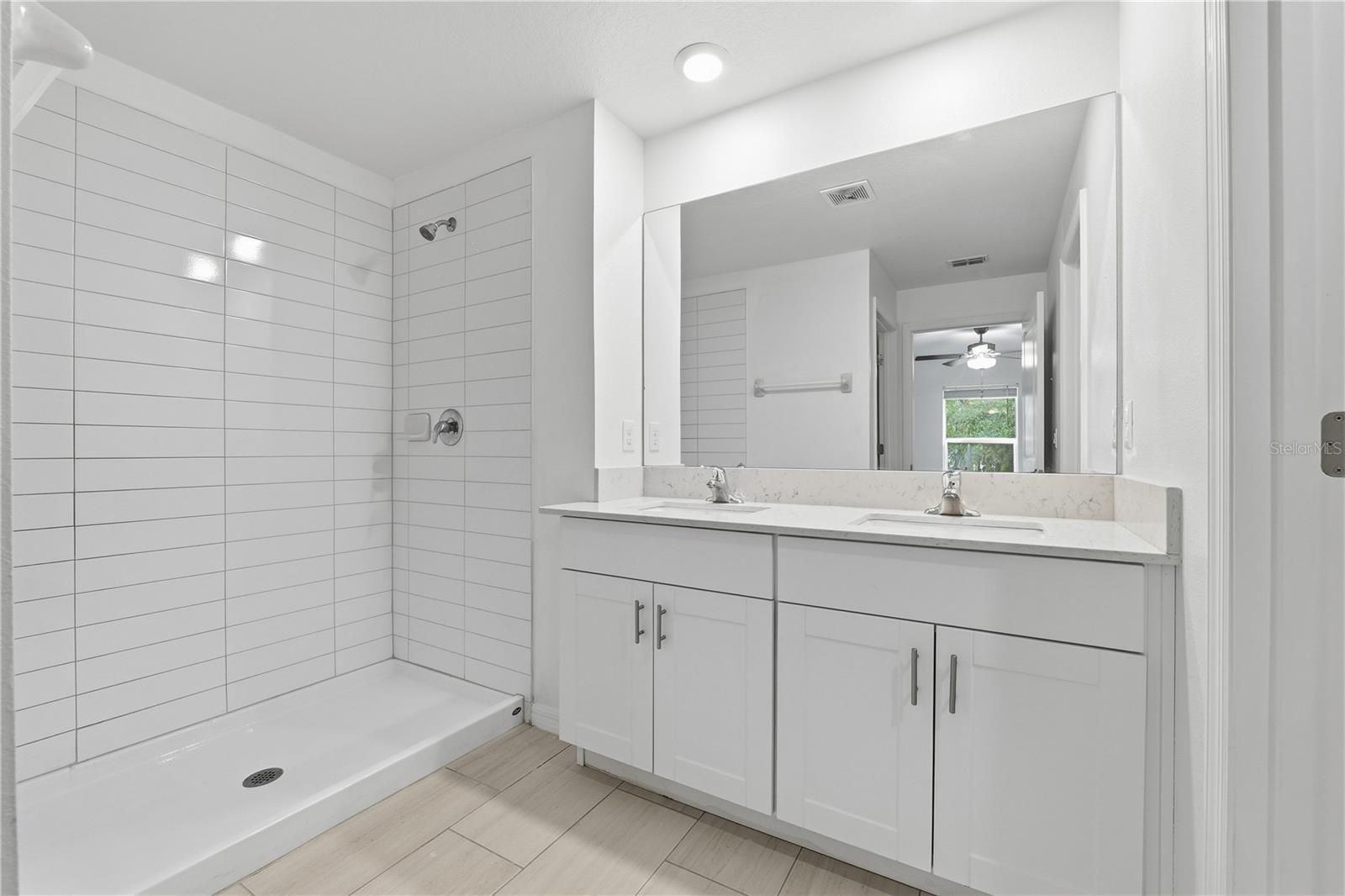 TRIPLE CREEK - Residential