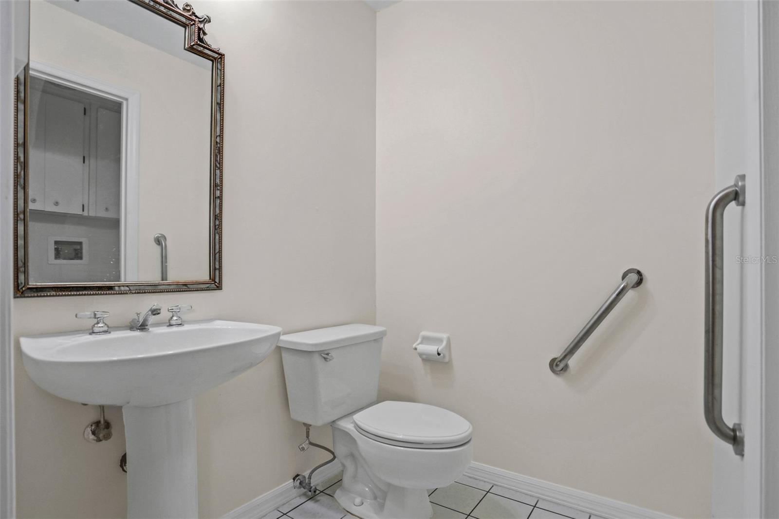 COLONY PARK EAST - Residential