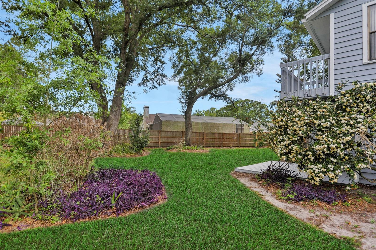 COLONY PARK EAST - Residential