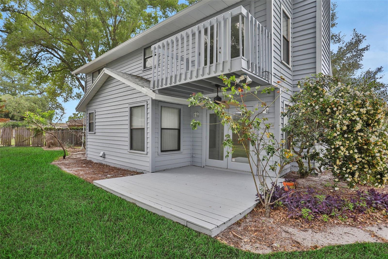 COLONY PARK EAST - Residential