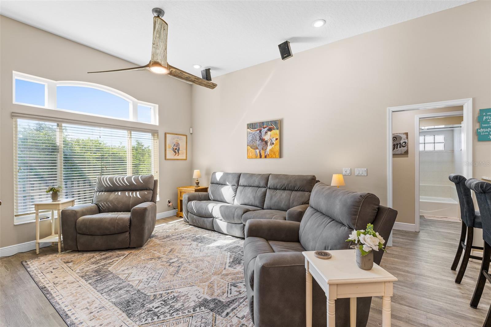 CROTON WOODS PH 02 - Residential