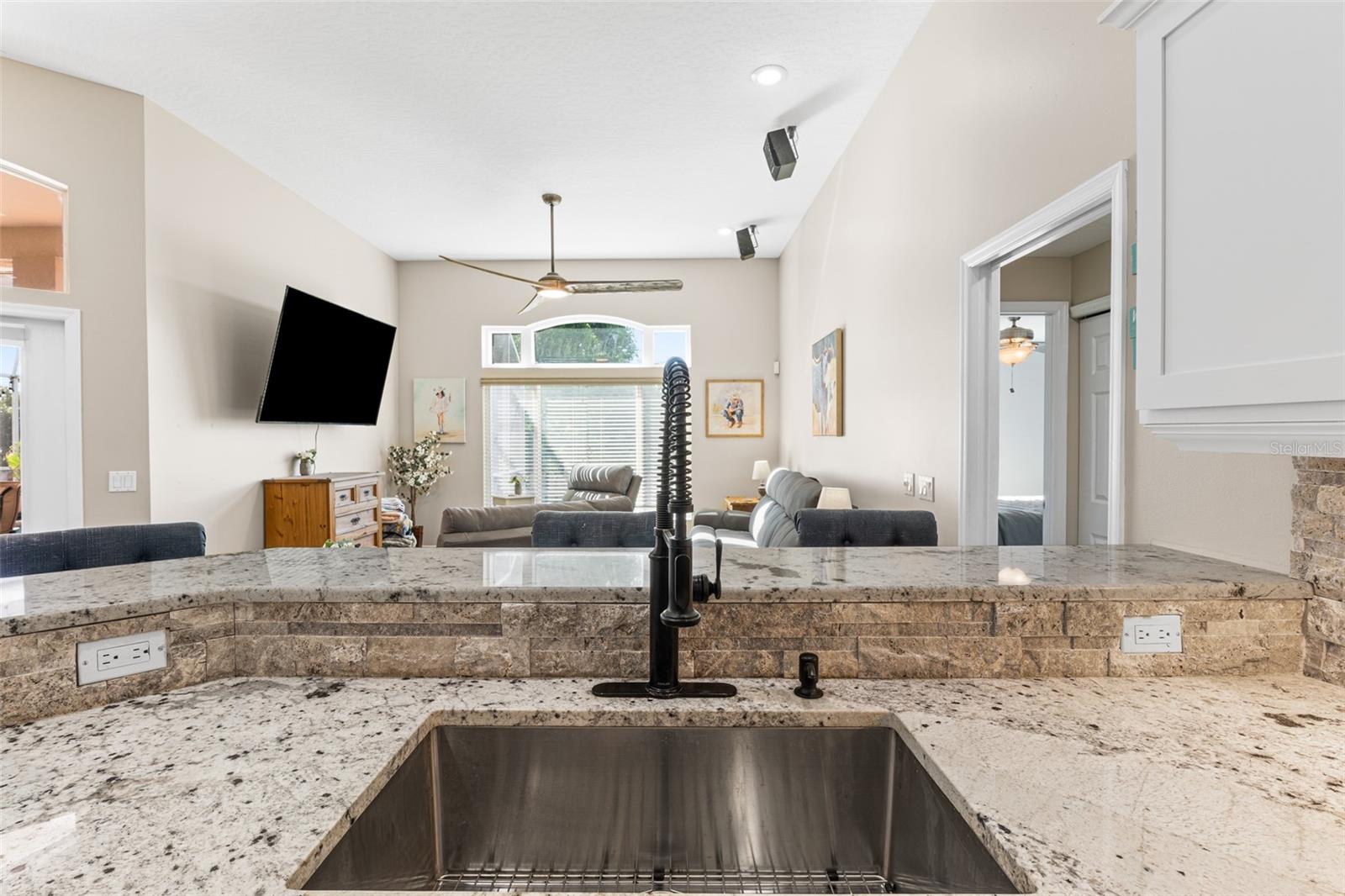 CROTON WOODS PH 02 - Residential