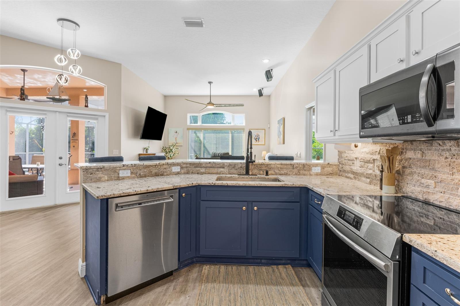 CROTON WOODS PH 02 - Residential