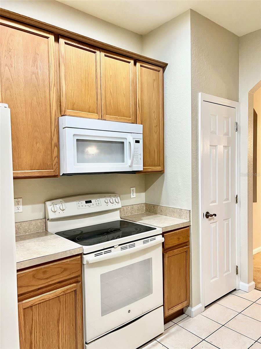 FLORA RIDGE CONDO PH 5 BLDG 2 - Residential Lease