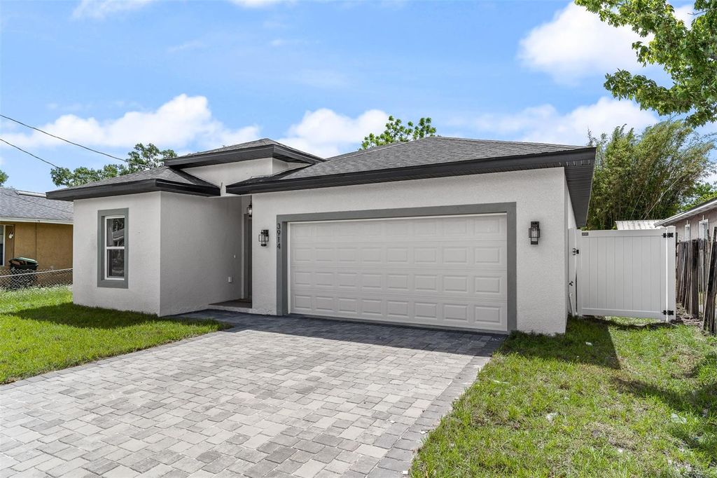 Photo of 3914 W Jefferson Street, Orlando, FL 32805 (MLS # O6398383)
