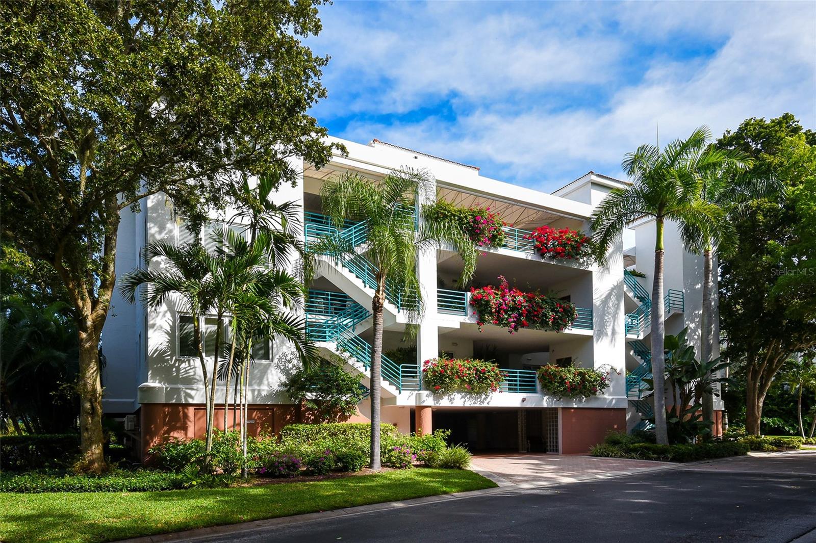 TANGERINE BAY CLUB - Residential