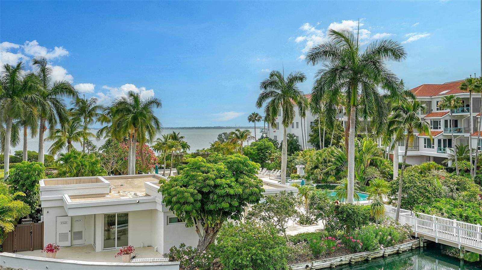 TANGERINE BAY CLUB - Residential