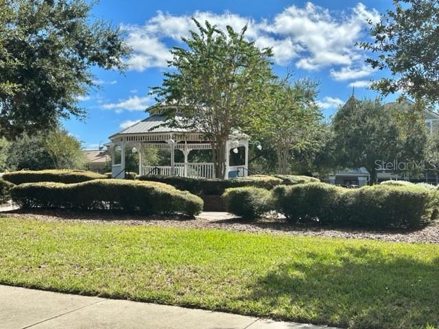 HAMPTONS/METROWEST - Residential