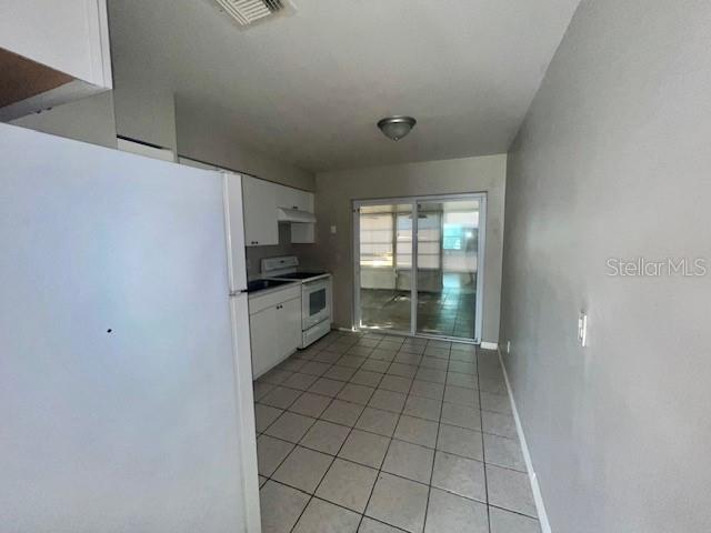 BUENAVENTURA LAKES UNIT 01 - Residential Lease