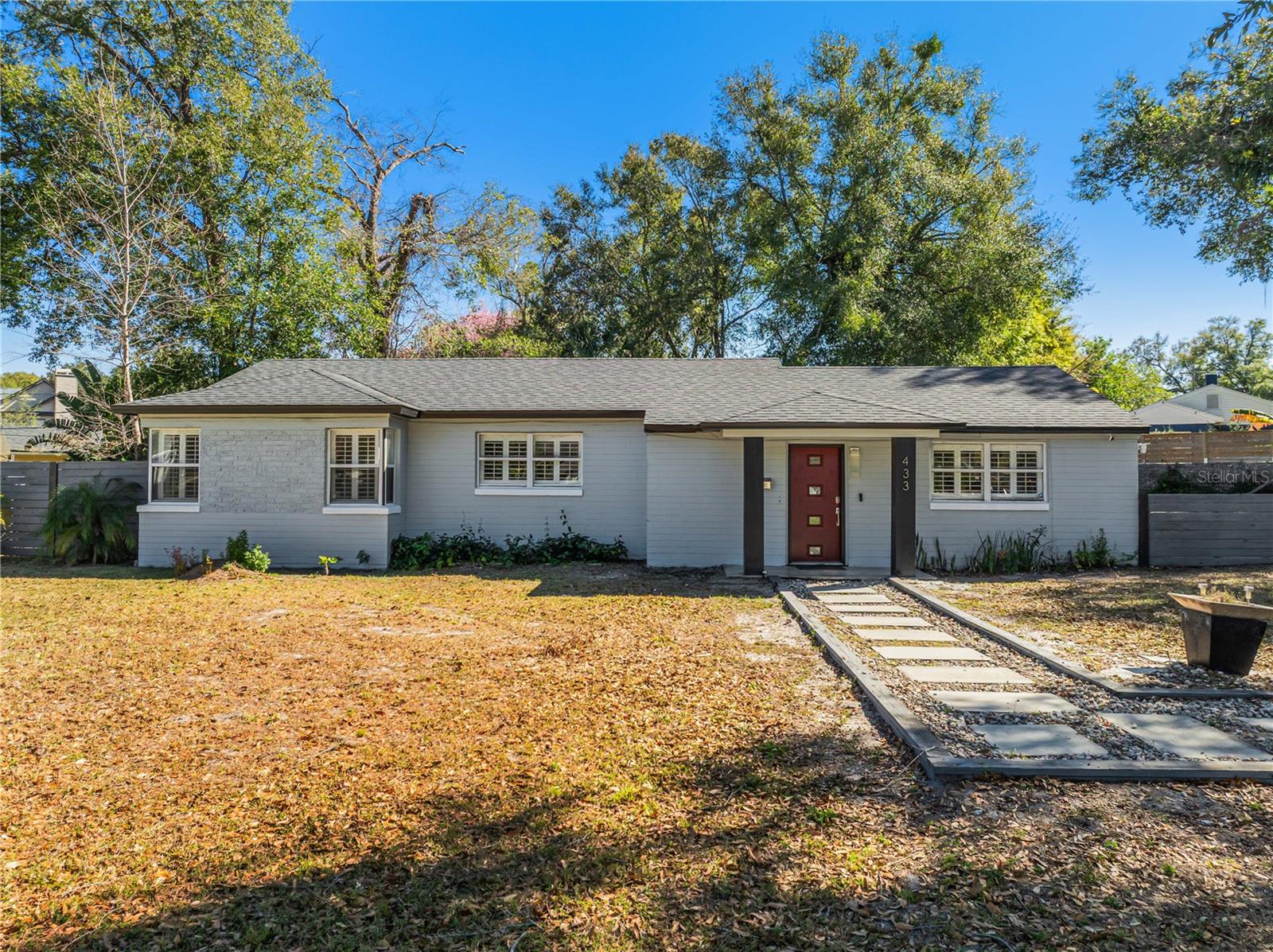 433 N HAMPTON AVENUE