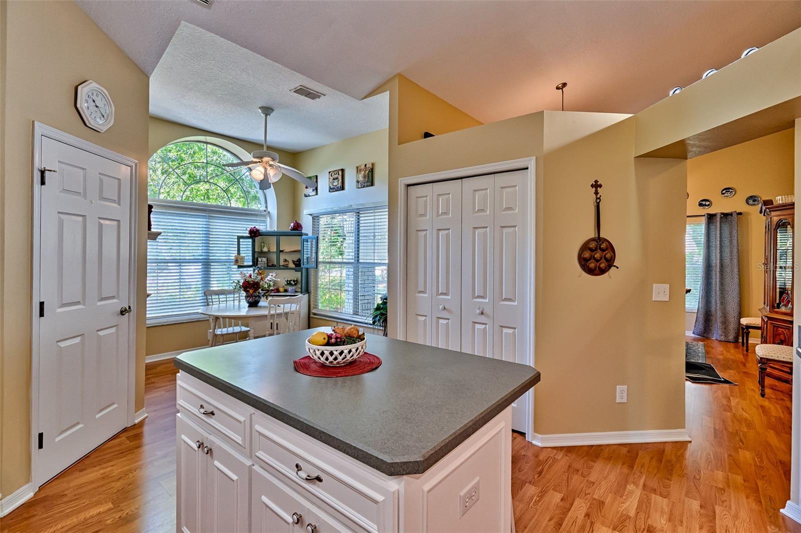 RAINBOW SPGS COUNTRY CLUB - Residential